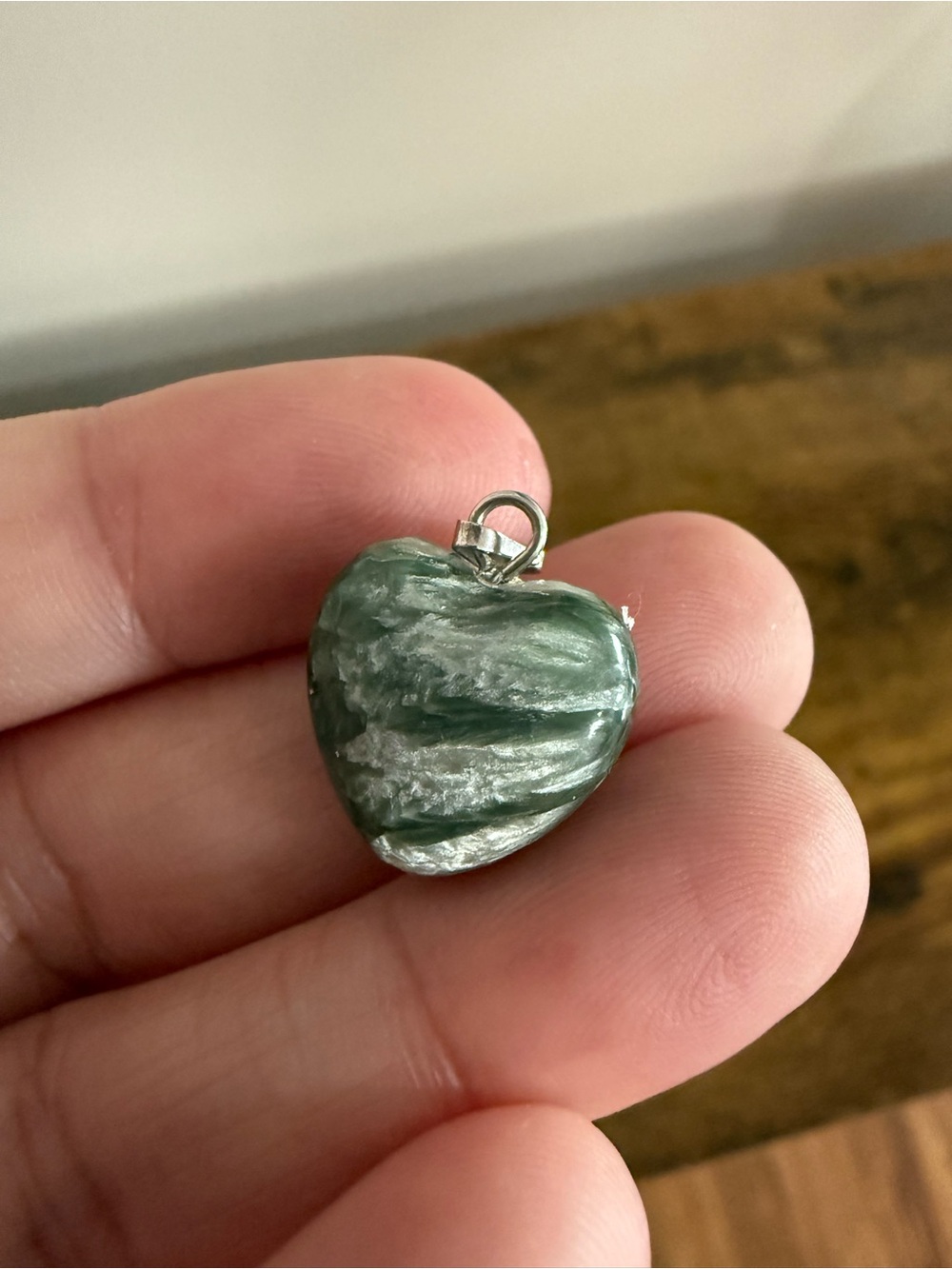 Seraphinite Heart Pendant with Gorgeous Flash